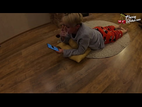 ❤️ Galna blondinen suger en enorm kuk och studsar på den - Analsex ❤ Just porr at sv.xxxpornimages.ru ❌