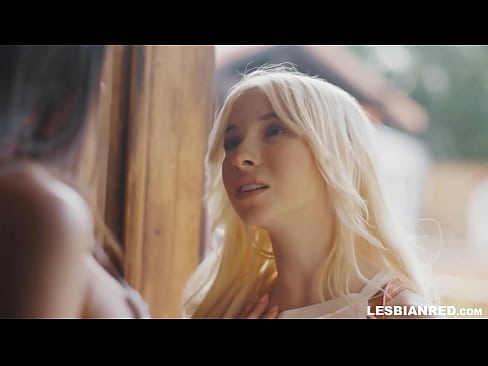 ❤️ Tjejen kommer hem några månader senare och slutar med att äta sin styvmors fitta. ❤ Just porr at sv.xxxpornimages.ru ❌